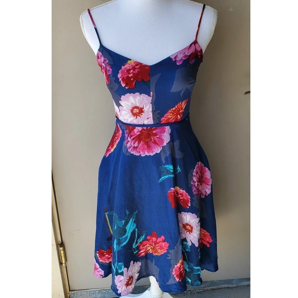 Banana Republic Strappy Floral Dress Womens 0‎ Blue Linen Blend Fit Flare Mini